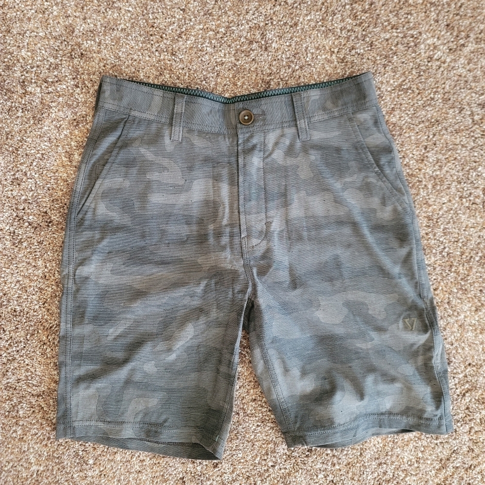 NWOT VISSLA Boardshorts